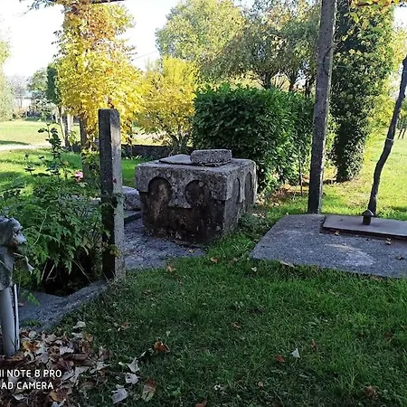 게스트하우스 Kuca Na Obali Rijeke Cijevne